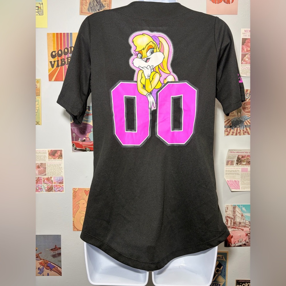 Warner Bros. Black and White Tuney Tunes Logo Apparel Piece - Picture 2 of 5